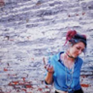 Meet your Posher, Ella